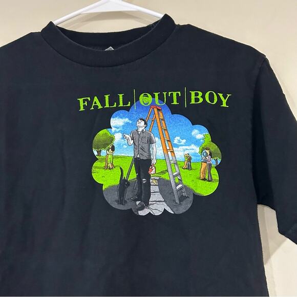 Vintage Fall Out Boy Black Clouds & Underdogs Tour Shirt - Picture 3 of 5